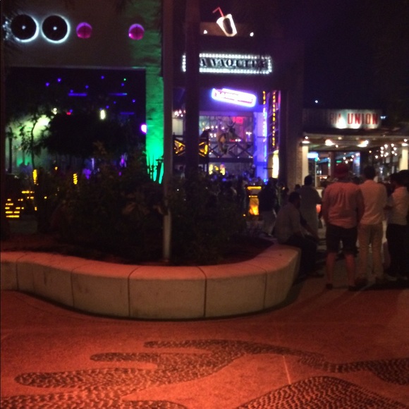 Meet your Posher, Mari - Picture 1 of 1